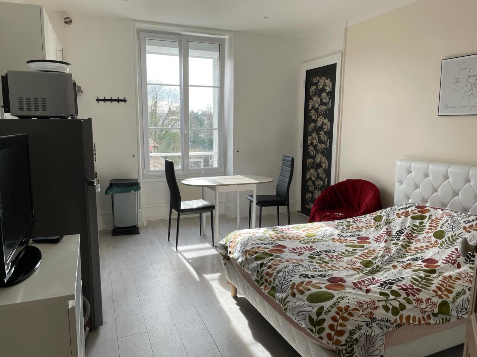 Apartamento Studio meublé et lumineux 20m2 Vittel Exterior foto